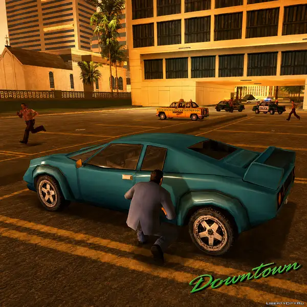 Personagem ao lado de carro esportivo com polícia e táxi em Downtown no GTA Vice City Extended Features